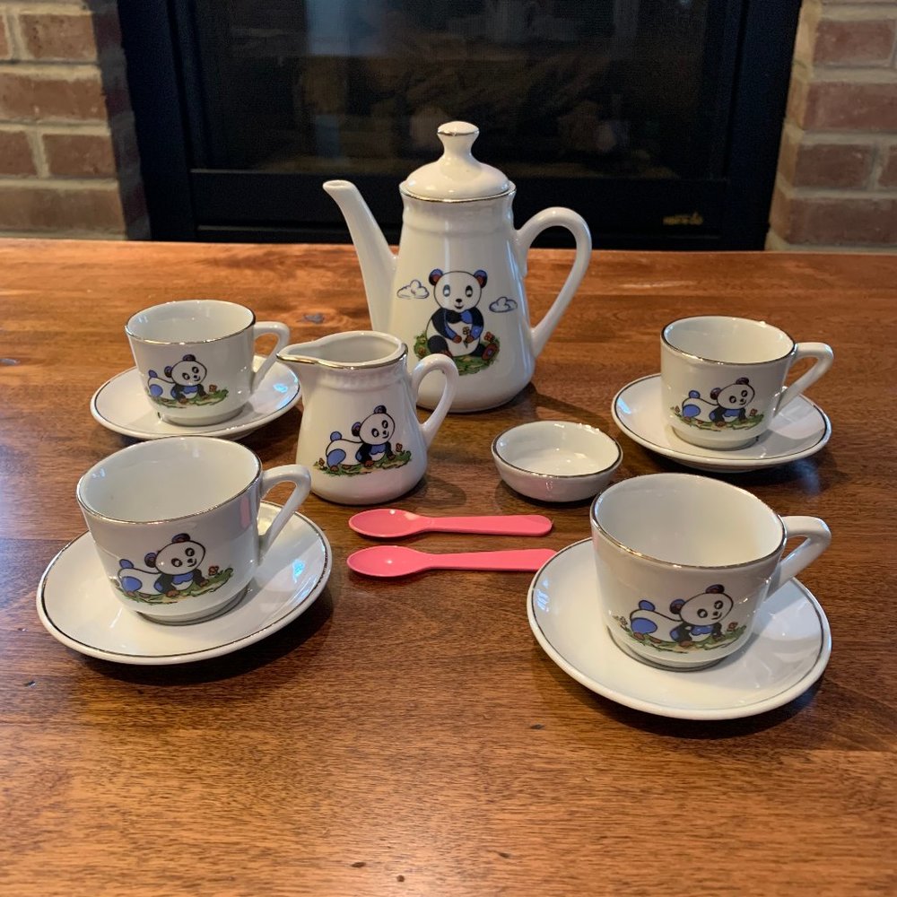 Vintage 1987 12 Piece Royal Kahla (Service for 4) Fine Porcelain Toy Tea Set